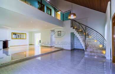 Imagem: A casa em condomínio possui 3 Dormitórios, 5 Banheiros, 3