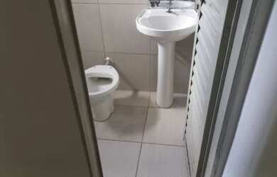 Imagem 4: Aluga casa de 2/4 no jardim todos santos, senador canedo