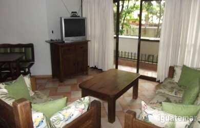 Imagem: O apartamento possui 4 Dormitórios, 3 Banheiros, 1 Vaga na