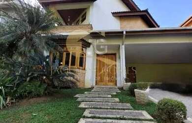 Imagem: A casa em condomínio possui 3 Dormitórios, 5 Banheiros, 2