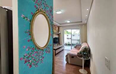 Imagem: O apartamento possui 3 Dormitórios, 1 Banheiro, 2 Vagas na