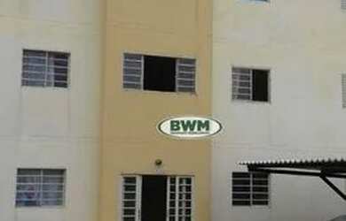 Imagem: O apartamento possui 2 Dormitórios, 1 Banheiro, 1 Vaga na garagem