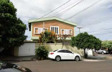 Imagem: A casa em condomínio possui 3 Dormitórios, 5 Banheiros, 2