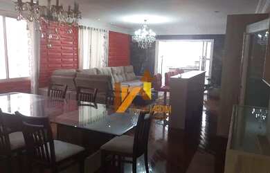 Imagem: O apartamento possui 5 Dormitórios, 5 Banheiros, 4 Vagas na