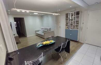 Imagem: O apartamento possui 3 Dormitórios, 2 Banheiros, 2 Vagas na