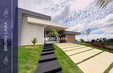 Imagem: A casa em condomínio possui 3 Dormitórios, 2 Banheiros, 4