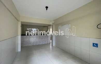 Imagem: O depósito possui 220m² de Área e está localizado em Nazaré