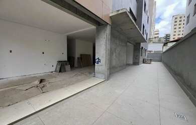 Imagem: O apartamento possui 4 Dormitórios, 3 Banheiros, 3 Vagas na