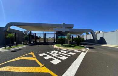 Imagem: O terreno possui 593m² de Área e está localizado em Shopping