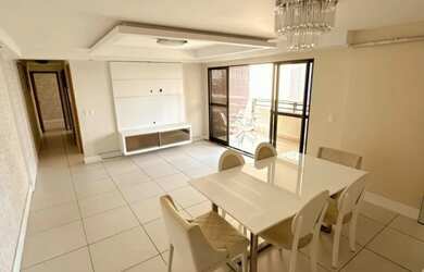 Imagem: O apartamento possui 3 Dormitórios, 2 Banheiros, 2 Vagas na