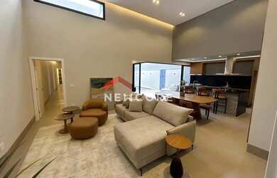 Imagem: A casa em condomínio possui 3 Dormitórios, 4 Banheiros, 2