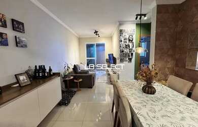 Imagem: O apartamento possui 2 Dormitórios, 2 Banheiros, 1 Vaga na