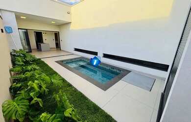 Imagem: A casa em condomínio possui 3 Dormitórios, 4 Banheiros, 4