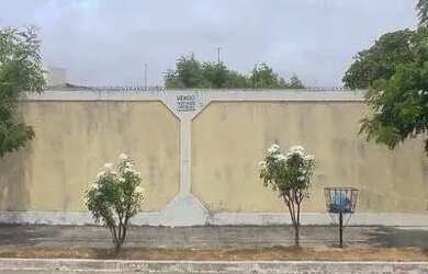 Imagem: Casa à venda em rua pública, ARUANA, Aracaju, SE
