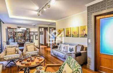 Imagem: O apartamento na cobertura à venda possui 4 Dormitórios, 5