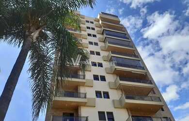 Imagem: O apartamento possui 4 Dormitórios, 4 Banheiros, 2 Vagas na