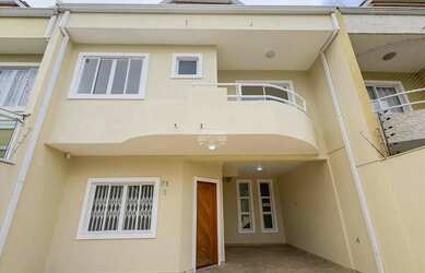 Imagem: A casa à venda possui 3 Dormitórios, 3 Banheiros, 3 Vagas