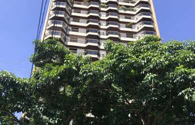 Imagem: O apartamento possui 3 Dormitórios, 5 Banheiros, 3 Vagas na