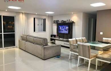 Imagem: O apartamento possui 3 Dormitórios, 2 Banheiros, 2 Vagas na