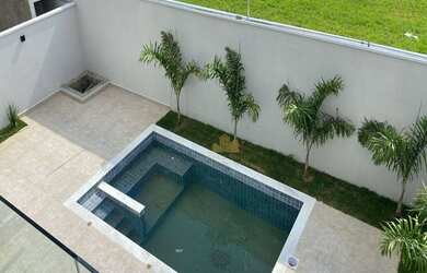 Imagem: A casa em condomínio possui 3 Dormitórios, 5 Banheiros, 4