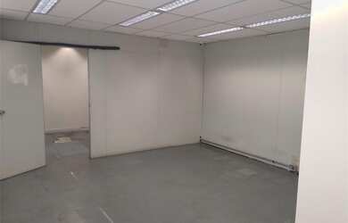 Imagem 11: Galpão/Depósito/Armazém para aluguel e venda tem 365 metros quadrados...