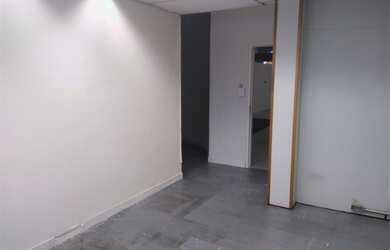 Imagem 10: Galpão/Depósito/Armazém para aluguel e venda tem 365 metros quadrados...