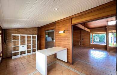 Imagem 3: Casa no condomínio Shangri-lá para venda