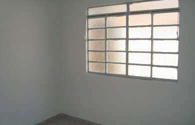 Imagem 5: Alugo casa em Mesquita. Varanda, 10m² de Área, 1 Banheiroe2 Dormitórios