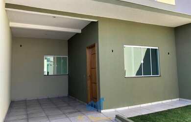 Imagem: A casa possui 2 Dormitórios, 1 Banheiro, 1 Vaga na garagem