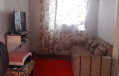 Imagem: A casa possui 3 Dormitórios, 2 Banheiros e está localizado