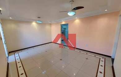 Imagem: A casa em condomínio possui 3 Dormitórios, 2 Banheiros, 2