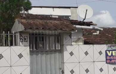 Imagem: A casa possui 2 Dormitórios, 1 Banheiro, 50m² de Área e