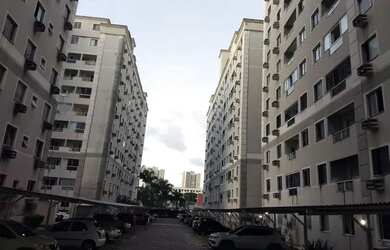 Imagem: O apartamento possui 2 Dormitórios, 2 Banheiros, 1 Vaga na