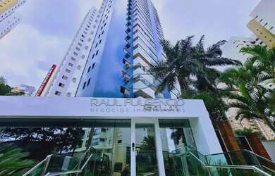 Imagem: O apartamento possui 3 Dormitórios, 5 Banheiros, 2 Vagas na