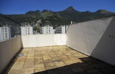 Imagem: O apartamento na cobertura possui 2 Dormitórios, 2 Banheiros