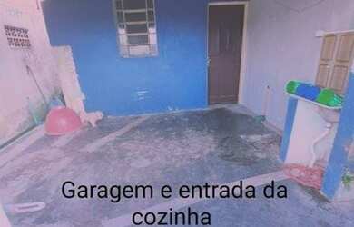 Imagem: A casa possui 3 Dormitórios, 3 Banheiros, 1 Vaga na garagem