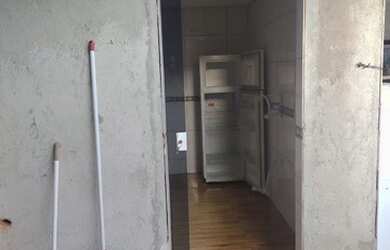 Imagem: A casa possui 3 Dormitórios, 2 Banheiros, 1 Vaga na garagem