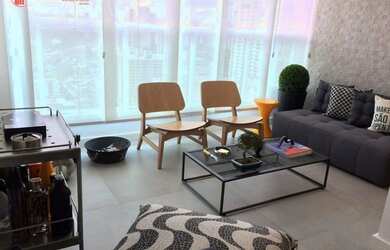 Imagem: O apartamento possui 2 Dormitórios, 1 Banheiro, 1 Vaga na garagem