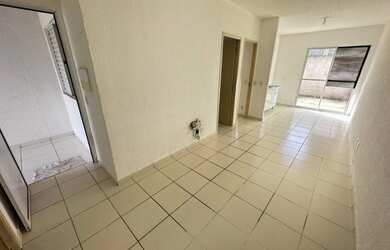 Imagem: A casa em condomínio possui 3 Dormitórios, 2 Banheiros, 2