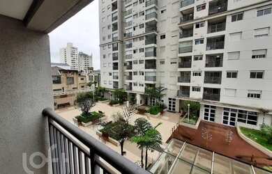 Imagem: O apartamento possui 2 Dormitórios, 1 Banheiro, 1 Vaga na garagem