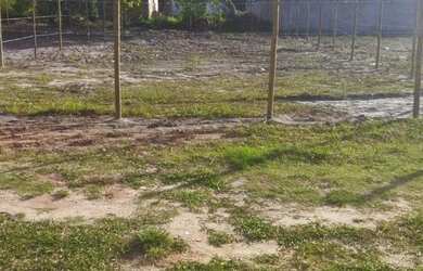 Imagem: O terreno possui 200m² de Área e está localizado em Alto