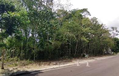 Imagem: O terreno possui 480m² de Área e está localizado em Ponta