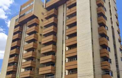 Imagem: O apartamento possui 3 Dormitórios, 3 Banheiros, 1 Vaga na