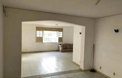 Imagem 7: Imóvel Comercial no Rio Vermelho: 3 Quartos, 1 Sala, 3 Banheiros, 6 Vagas e 220m² - Venda