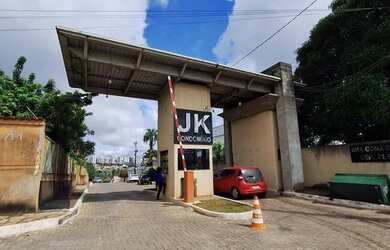 Imagem: A casa em condomínio possui 2 Dormitórios, 2 Banheiros, 5