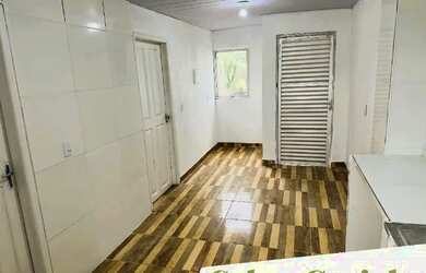 Imagem: A casa para alugar possui 2 Dormitórios, 1 Banheiro e Imóvel