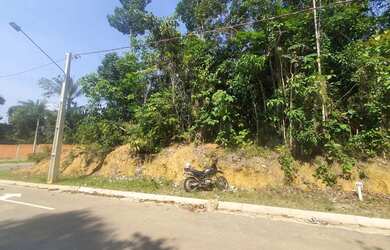 Imagem 9: Vivenda das Marinas fazendo frente com preservação e rio Tarumã