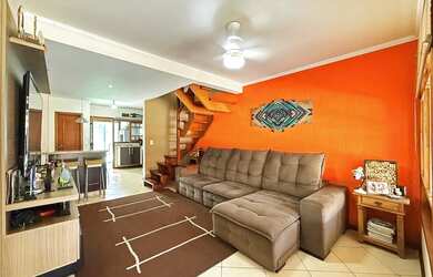 Imagem: A casa em condomínio possui 3 Dormitórios, 3 Banheiros, 2