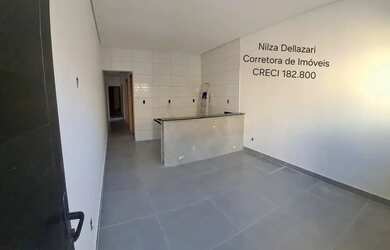 Imagem: A casa possui 2 Dormitórios, 2 Banheiros, 1 Vaga na garagem