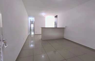 Imagem: A casa possui 2 Dormitórios, 2 Banheiros, 1 Vaga na garagem